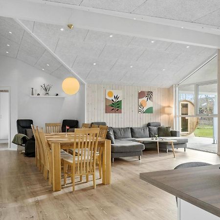 Beautiful Home In Tarm With Sauna Zewnętrze zdjęcie