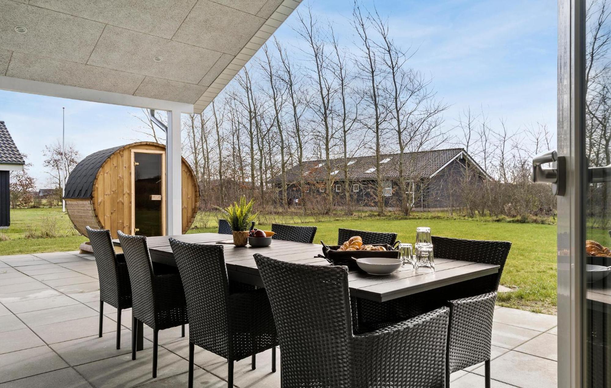 Beautiful Home In Tarm With Sauna Zewnętrze zdjęcie